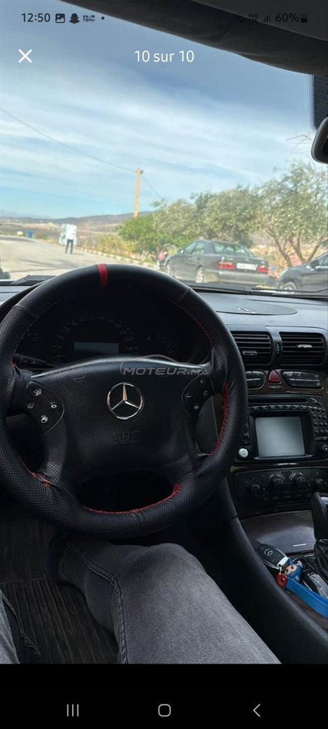 Mercedes-Benz 220 Diesel Automatique 2001 à Ahfir