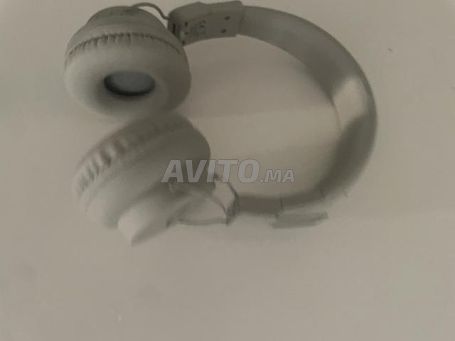 خوذة ذات جودة ممتازة قادمة من فرنسا