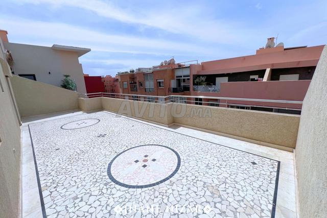 Appartement avec grand terrasse à Guéliz