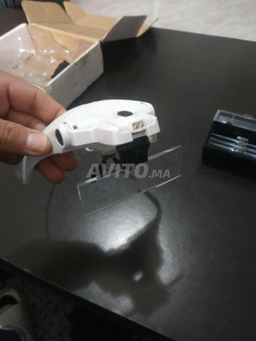 نظارات مكبرة LED احترافية