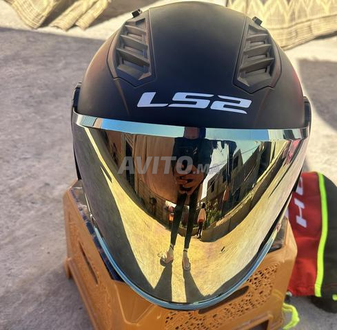 خوذة LS2 مع بلوتوث