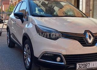 Voiture grise blanche