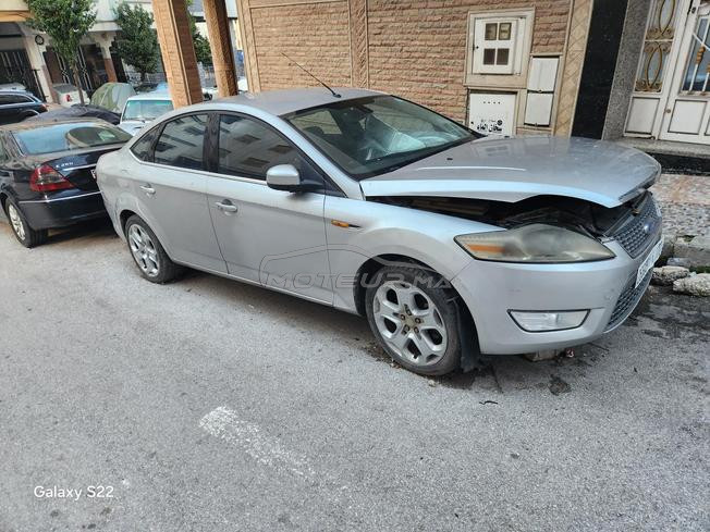 Ford mondeo essence boîte automatique à vendre 