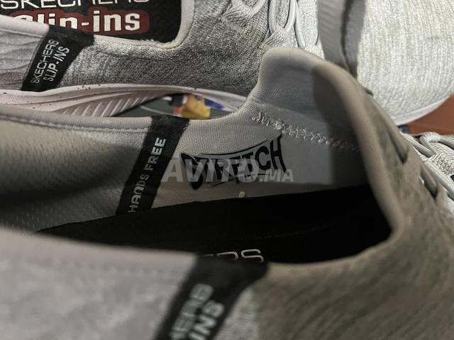 Skechers originale et neuf taille 43