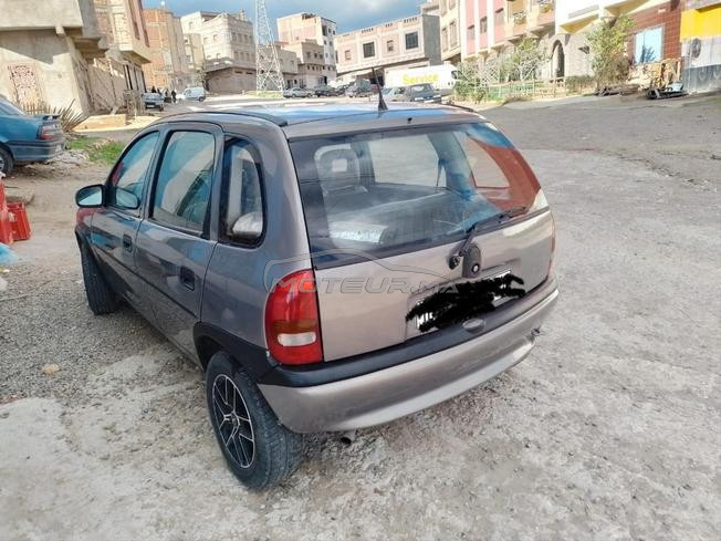 سيارة للبيع 