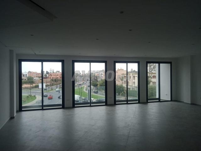 Bureau en face du rond point Bachko à louer