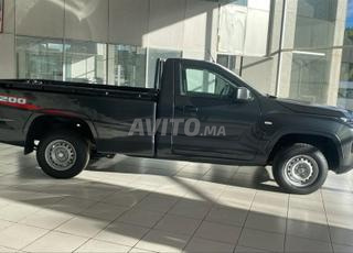 2025 أوتو هول عرض ميتسوبيشي L200