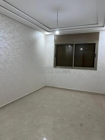 شقة للبيع بدار بوعزة مطلة على البحر - 2