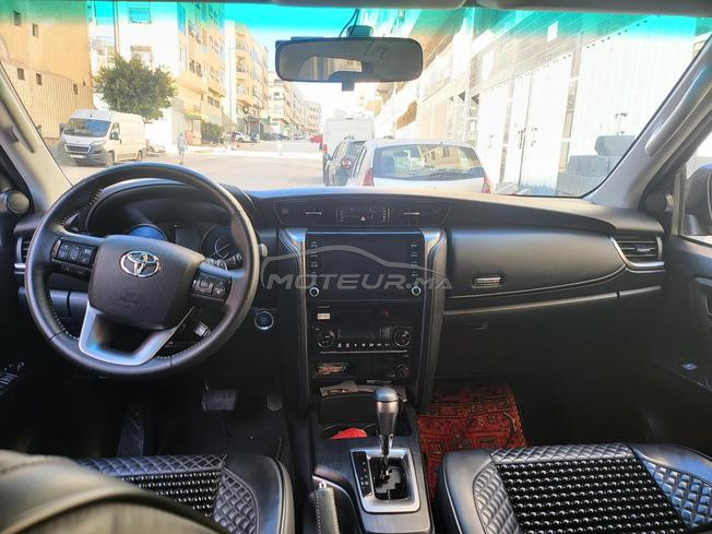 voiture de lux 2×4