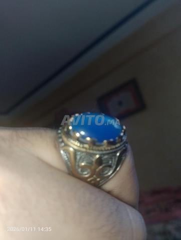 خاتم فضي وذهبي