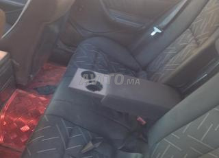 مرسيدس بنز 250 ديزل مانويل 1995 في مراكش