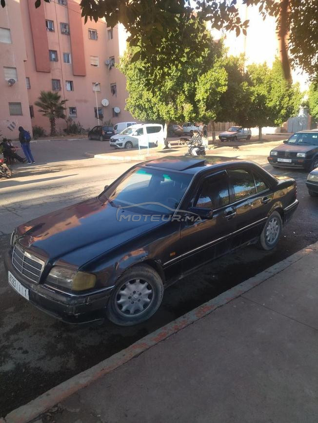 Mercedes-Benz 250 Diesel Manuelle 1995 à Marrakech