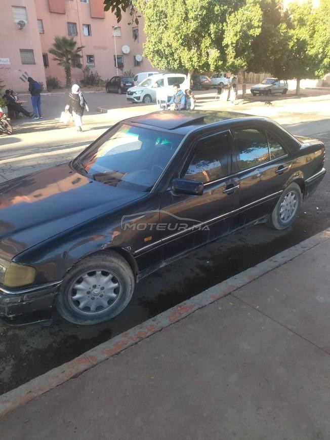 Mercedes-Benz 250 Diesel Manuelle 1995 à Marrakech