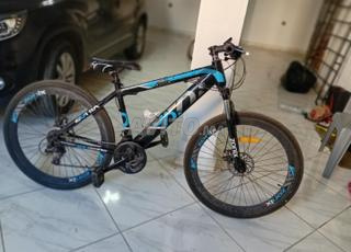 دراجة هوائية جيدة ونقية تحتاج القليل من التصليح فقط