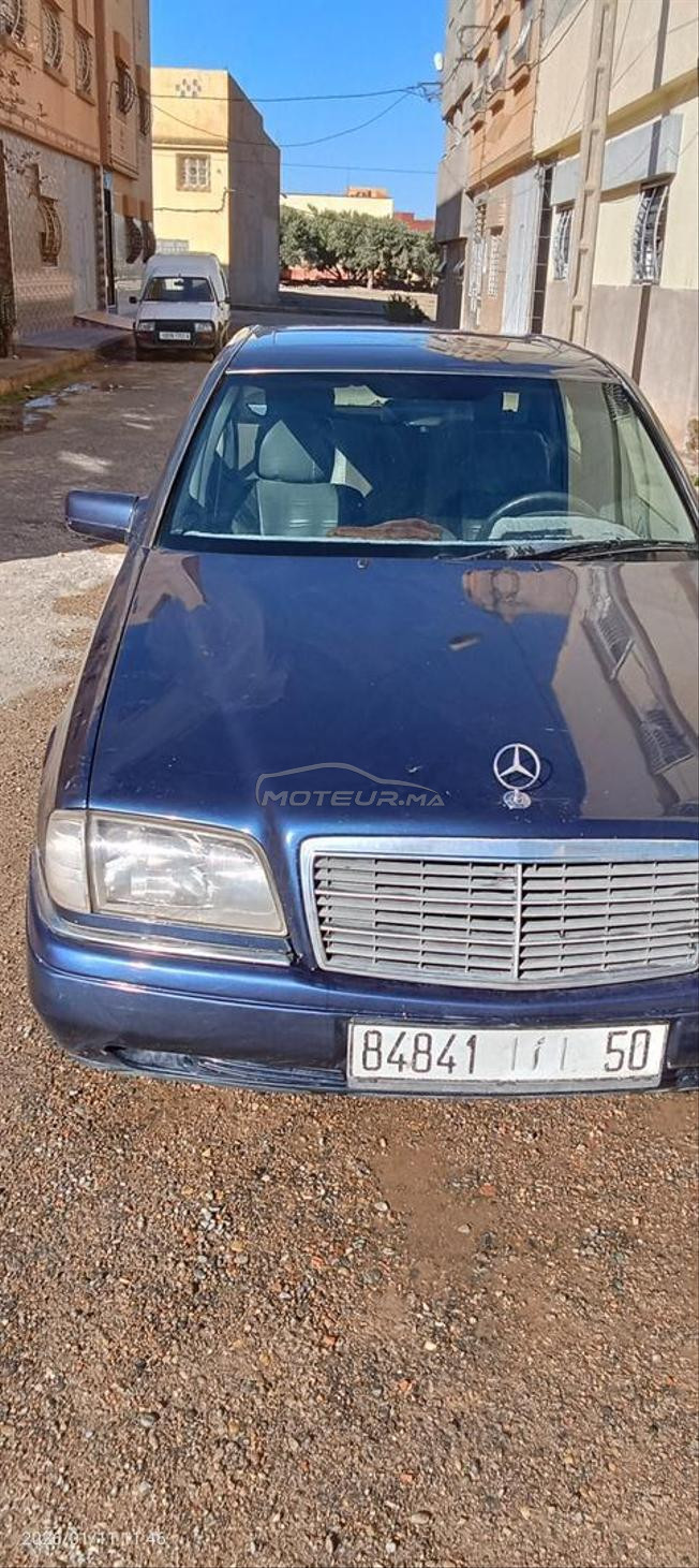 Mercedes-Benz220
