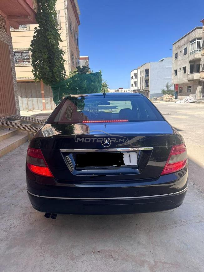 Mercedes  classe c200.