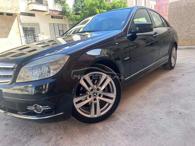 Mercedes  classe c200.
