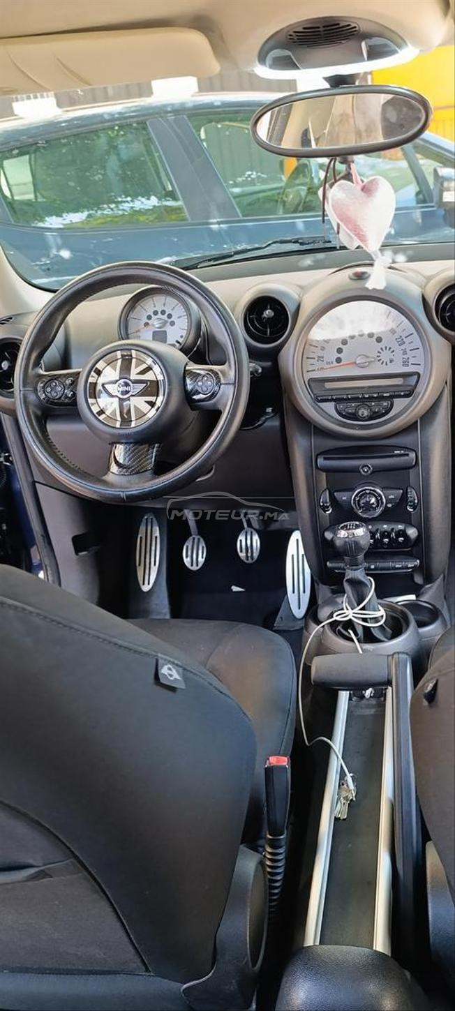 Mini Cooper contryman