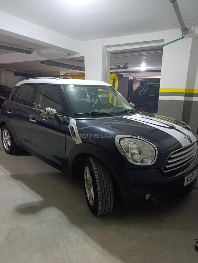 Mini Cooper contryman