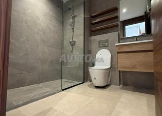 شقة للإيجار في الدار البيضاء بمساحة 50 متر مربع