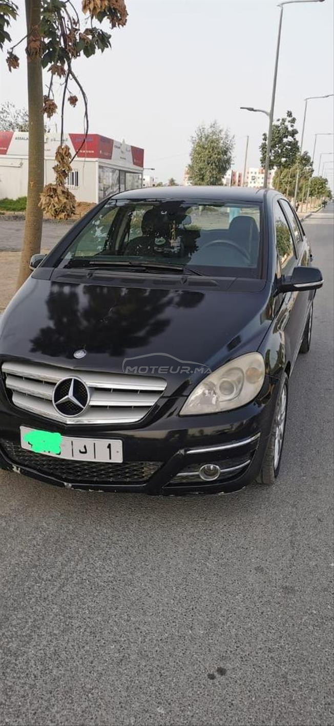 Mercedes-Benz 180 Diesel Manuelle 2011 à Temara