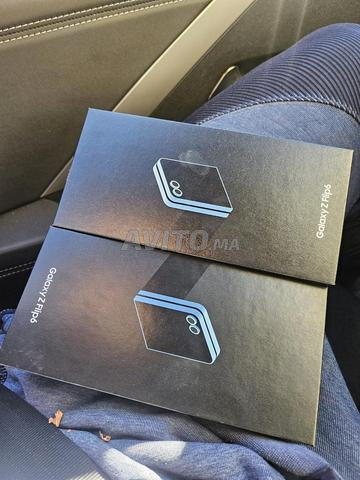 2 z flip 6 256 fb حالة جديدة