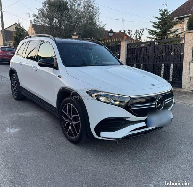 mercedes EQB 300 228cv AMG LINE
