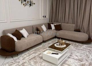 Rénovation canapé et salon travail propre