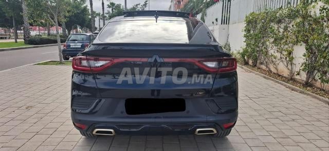 Renault arkana hybride E tech black line