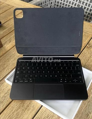 magic keyboard M4 M5 11pouces