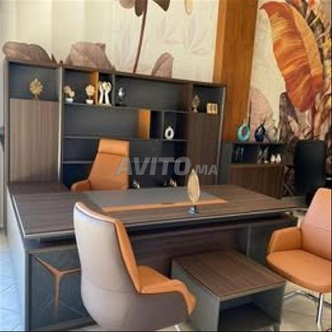 أثاث مكتبي عصري