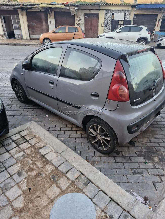 voiture très bon état 