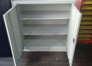 خزانة معدنية