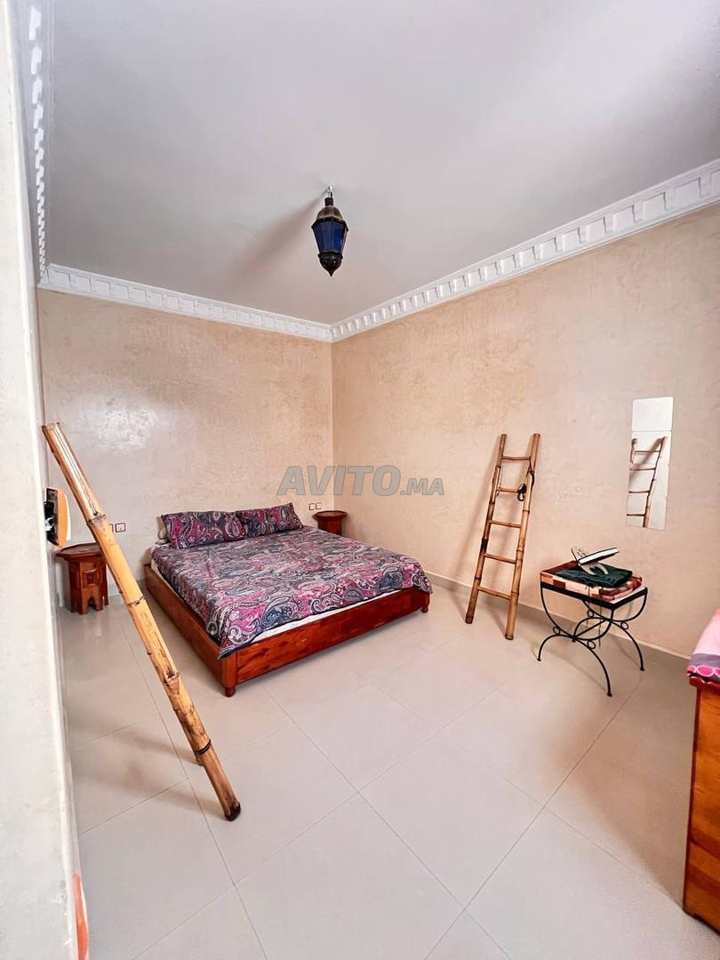 Appartement avec terrasse privé à louer - image 5