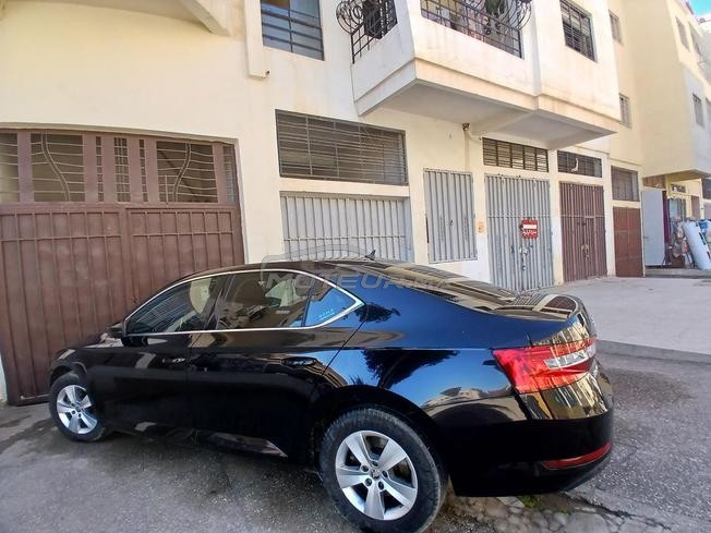 Skoda Superb Diesel Automatique 2023 à Fès
