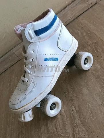 زلاجات بعجلات