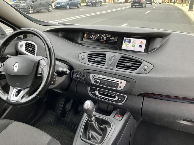 Renault Scenic Diesel Manuelle 2013 à Tanger