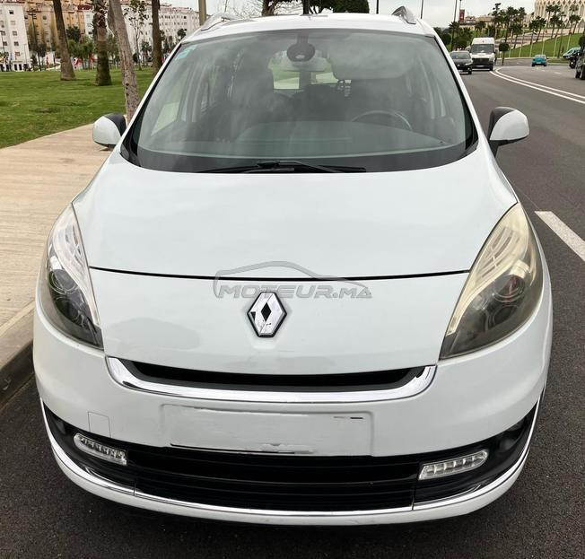 Renault Scenic Diesel Manuelle 2013 à Tanger
