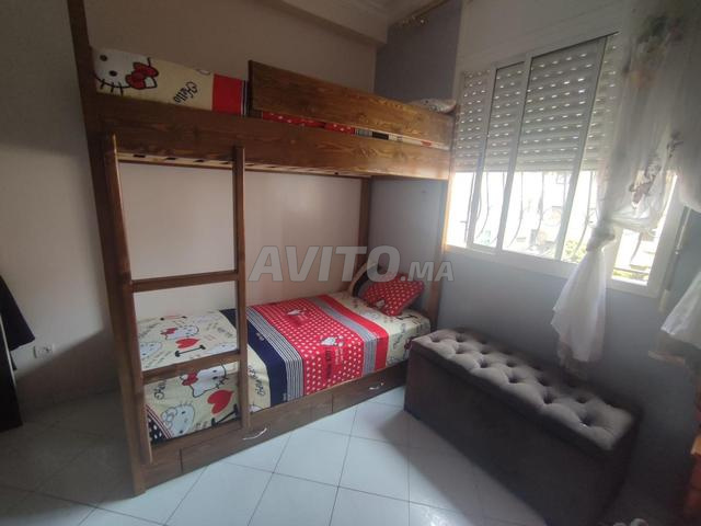 سرير لشخصين