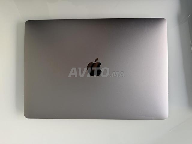 MacBook Pro 13 بوصة - Touch Bar