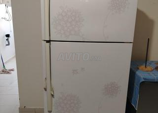 ثلاجة إل جي بحالة جيدة