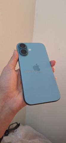 ايفون 16 عادي 256GB حالة البطارية 100