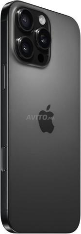 Apple iPhone 16 Pro Max, 256GB, Titane Noir - 2