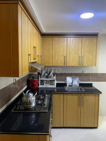 شقة مفروشة رائعة للإيجار الشهري في وسط المدينة