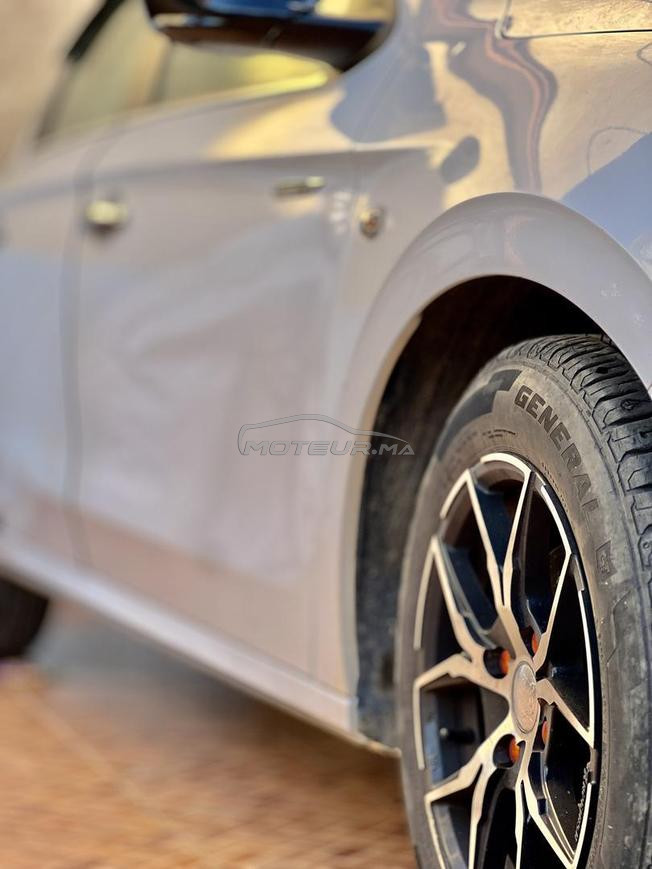 peugot 301 model 2019