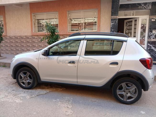 Voiture à vende en très bon état 