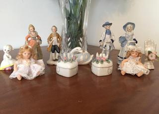 Lot de décoration en porcelaine