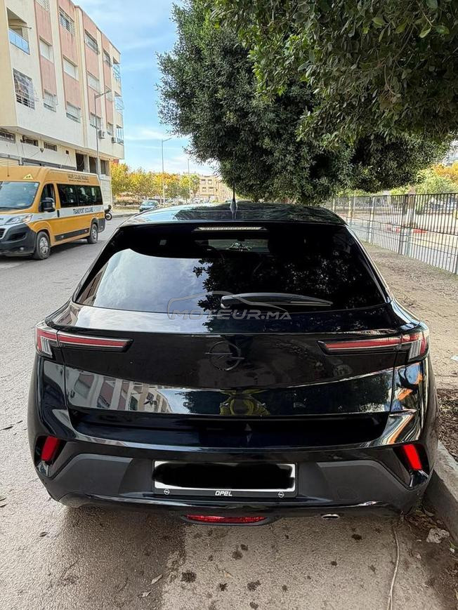 opel mokka jdida 2men n9a dyal la maison