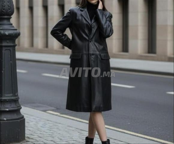 سترة جلدية نسائية ترانشكوت (S).