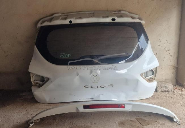 coffre clio 4 